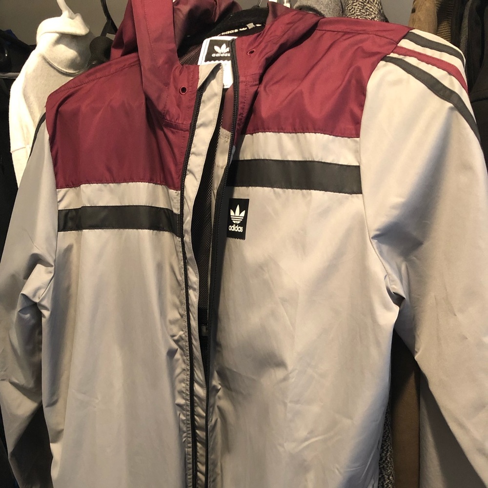 ADIDAS WINDBREAKER
